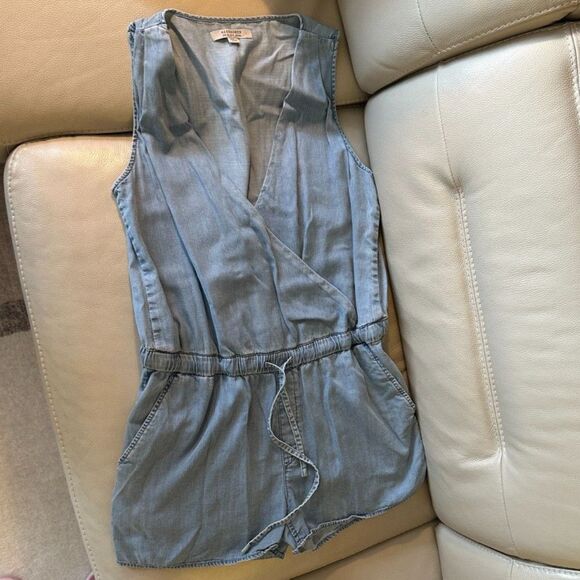 Allsaints Penny Playsuit Denim Color Surplice V-Neck Romper Size 8 - Picture 2 of 8